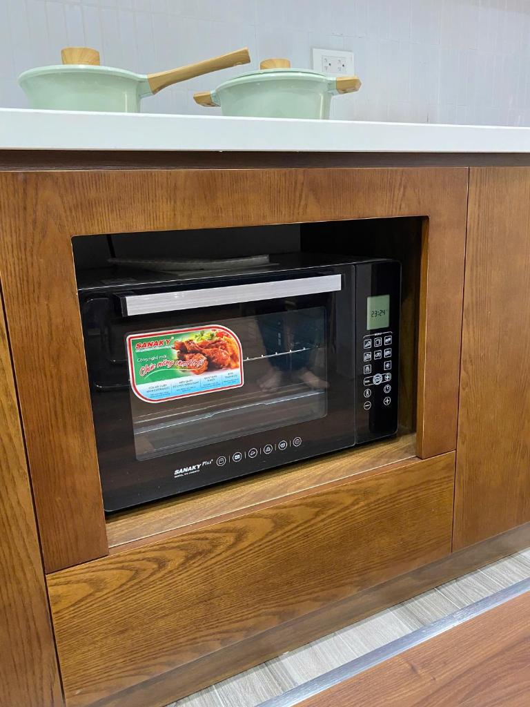 Hota House Tay Ho - House of The Art