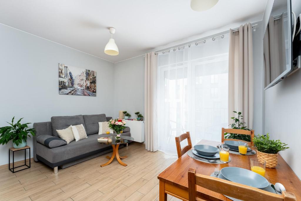 STEAM PARK Krakow Apartment - Tap to explore photos