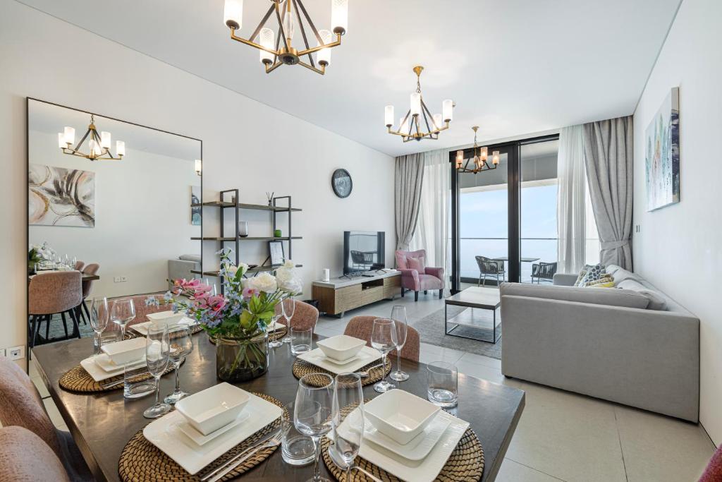 Daniels 3BR plus Maids Room in Address JBR Dubai Eye View photo 3