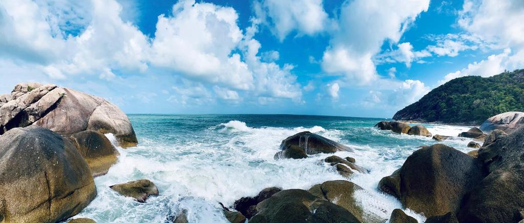 Dreamville Koh Phangan - Tap to explore photos
