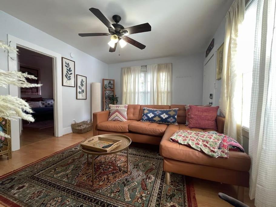 Amazing Rental in LA image