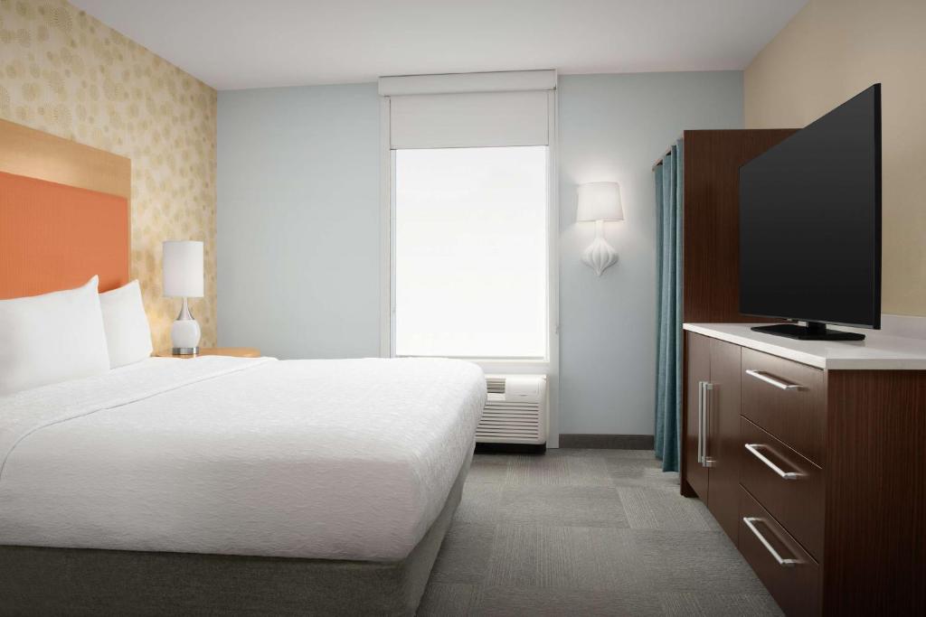 Home2 Suites by Hilton Baltimore White Marsh - Tap to explore photos