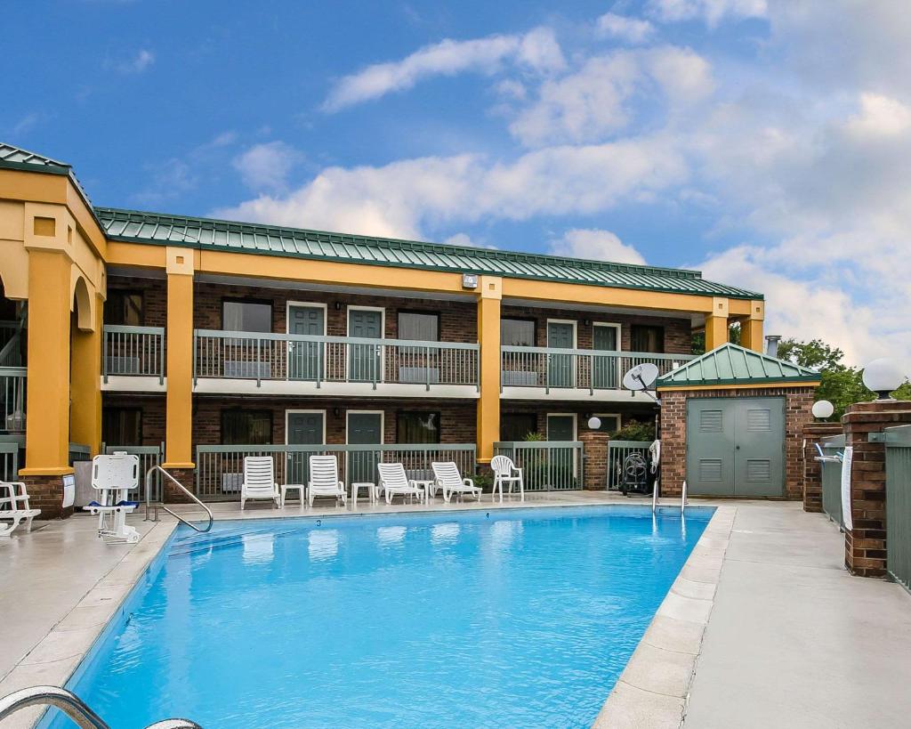Quality Inn image