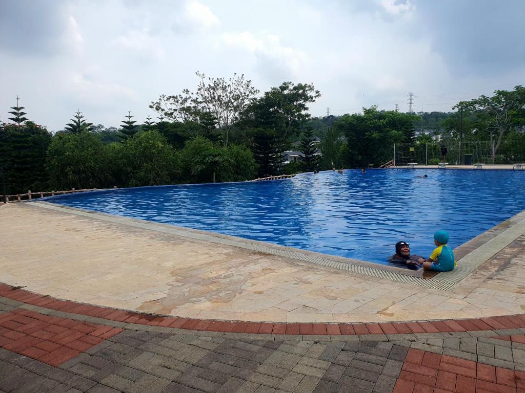 RAM Homestay Sharia, 5 Adults 1 Child, Ideal Stay Between Bromo & South Malang Beaches photo 4
