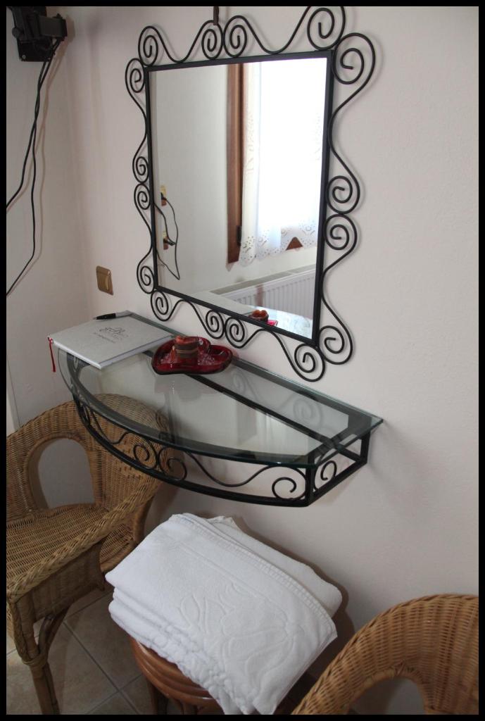 Guesthouse Xenioti photo 4