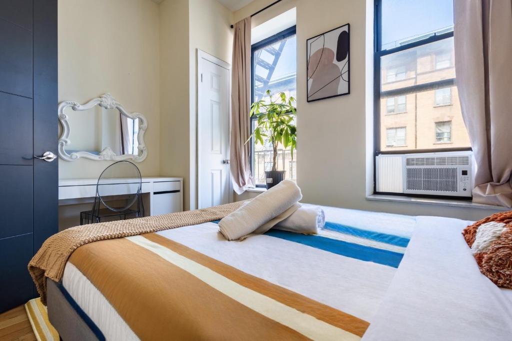 4 Bedroom Paradise next to Central Park image