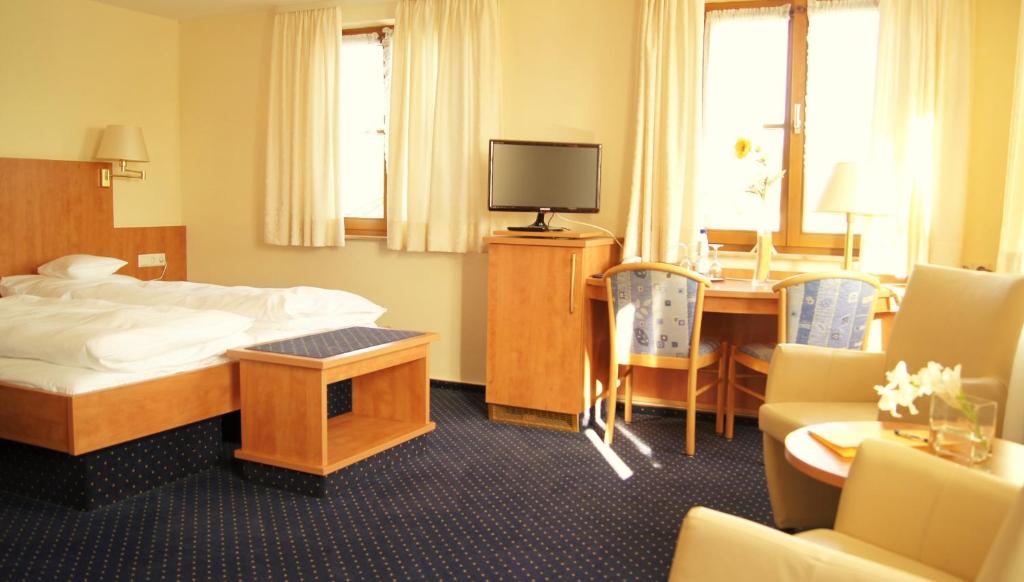 Hotel Gasthof Kreuz photo 3