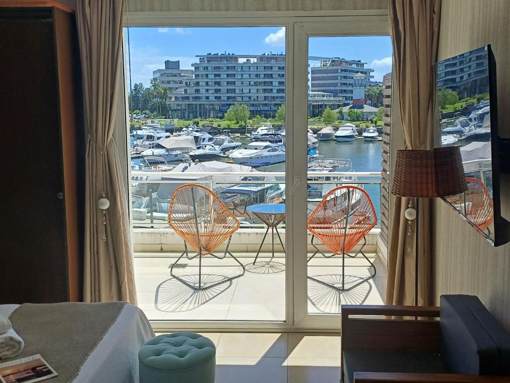 Apart , Departamento condominio en Bahia grande Nordelta con balcon y vista a la bahia