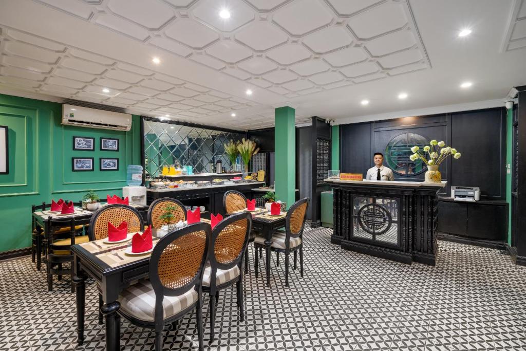 Hanoi Ancient Paradise Hotel