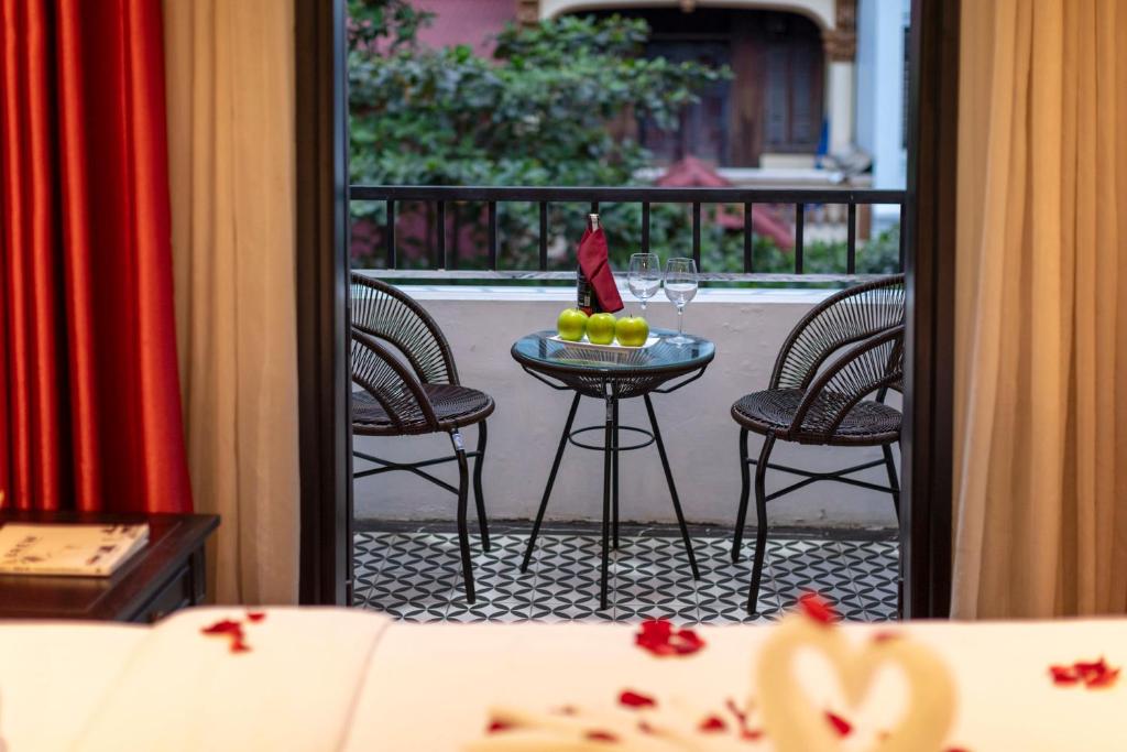 Hanoi Ancient Paradise Hotel