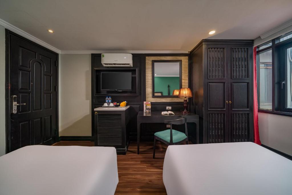 Hanoi Ancient Paradise Hotel