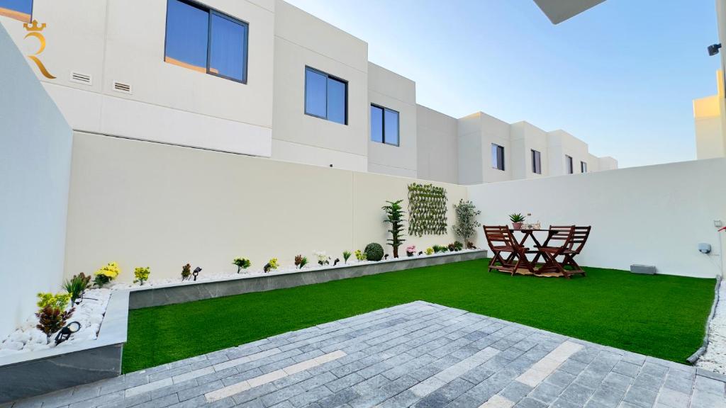 Noya Contemporary 4BR Sanctuary in Yas Island photo 4