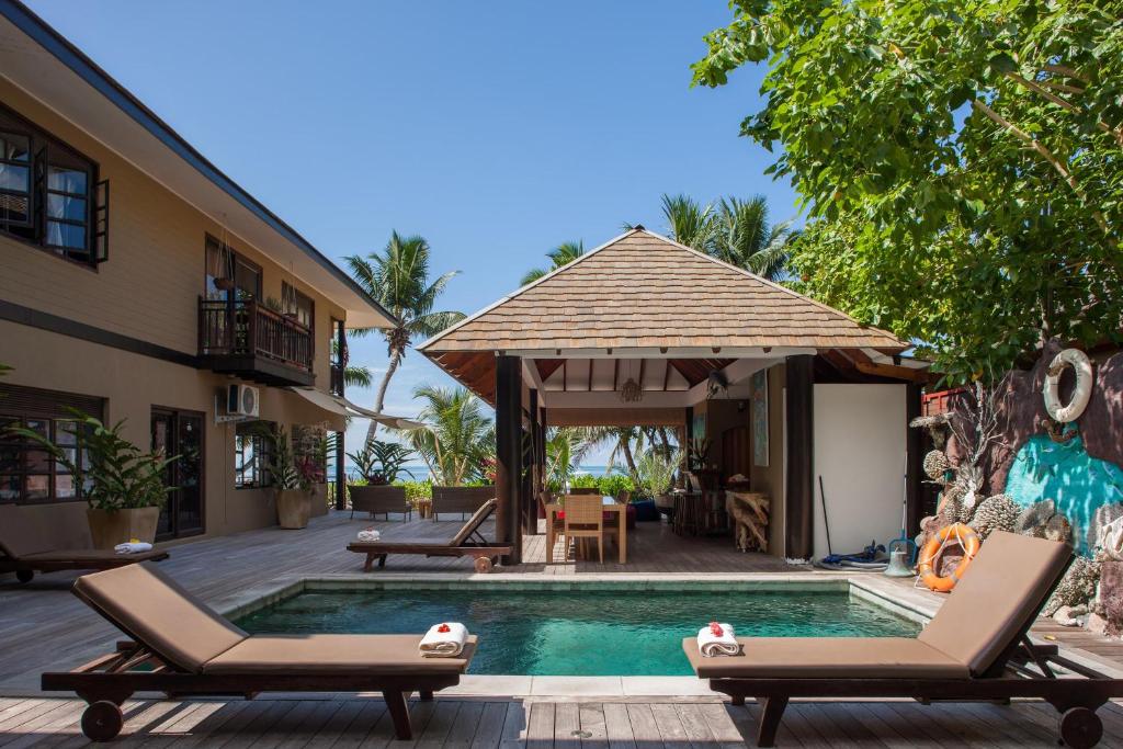 Villas des Alizes beachfront suites and garden villas photo 3