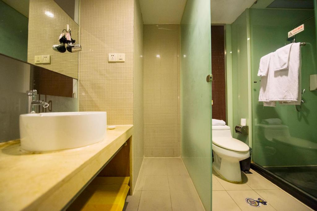 Двухместный (Двухместный номер с 1 кроватью), Motel Shanghai Hongqiao Beixinjing Metro Station Quankou Road