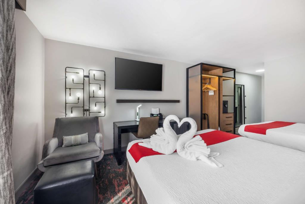 Best Western Downtown Plus Music Row image