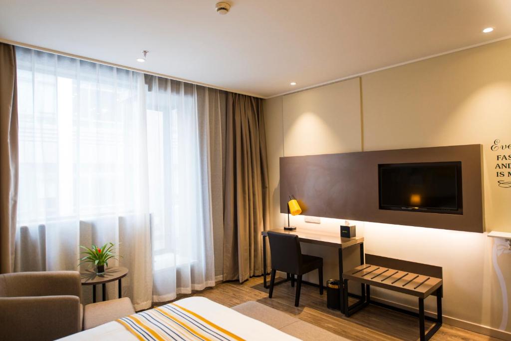 Двухместный (Номер бизнес-класса на выбор гостей), Home Inn Plus Shanghai People's Square East Jinling Road