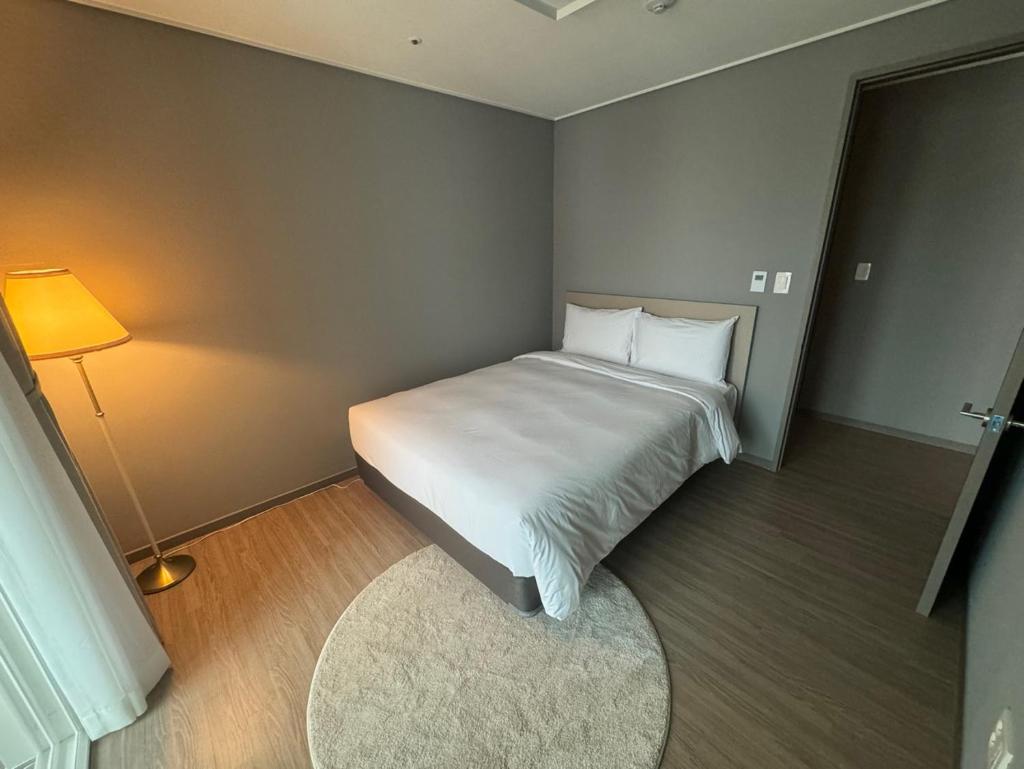 Sollago Myeongdong Hotel & Residence Room Type - Deluxe Family Suite