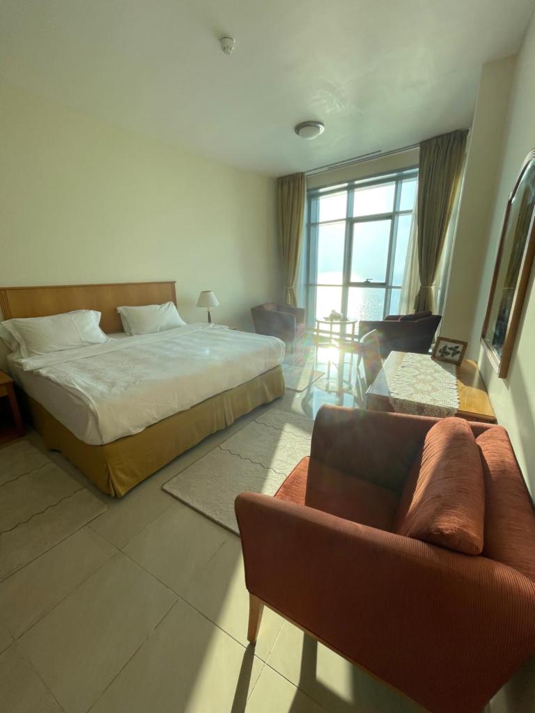 A charming offshore flat view photo 2