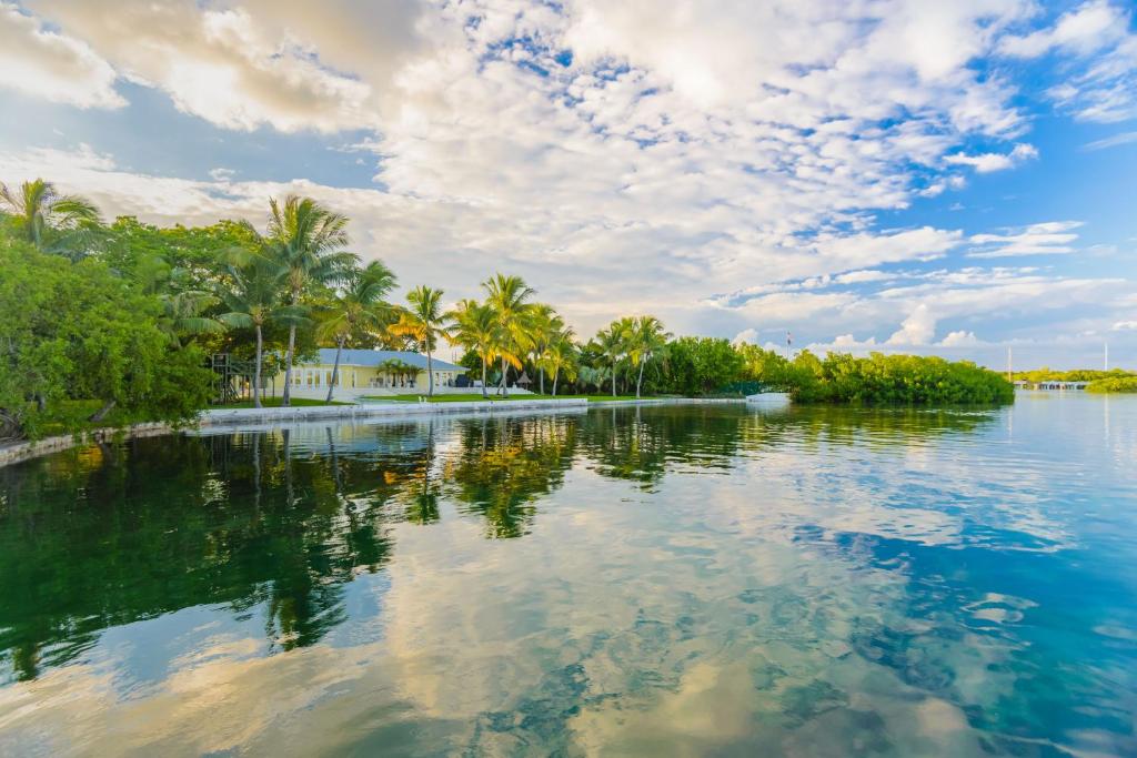 Coconut Mallory Resort And Marina By Kees Vacations image