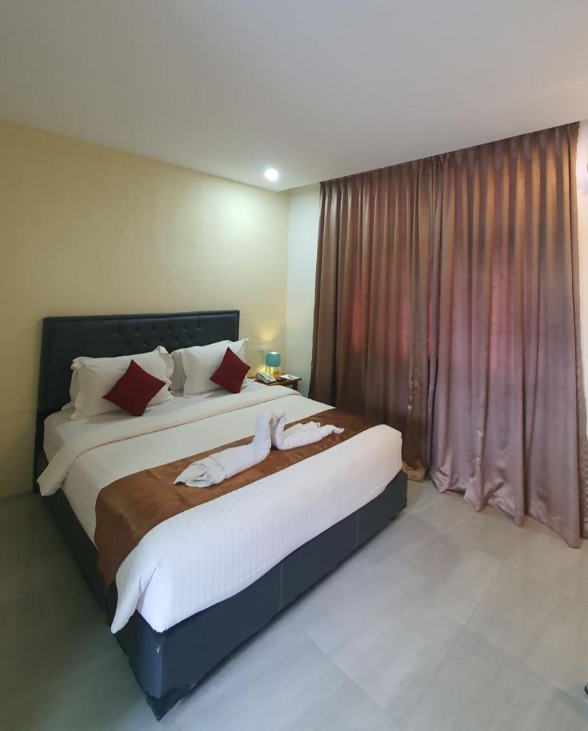 Grand Mahoni Hotel photo 2