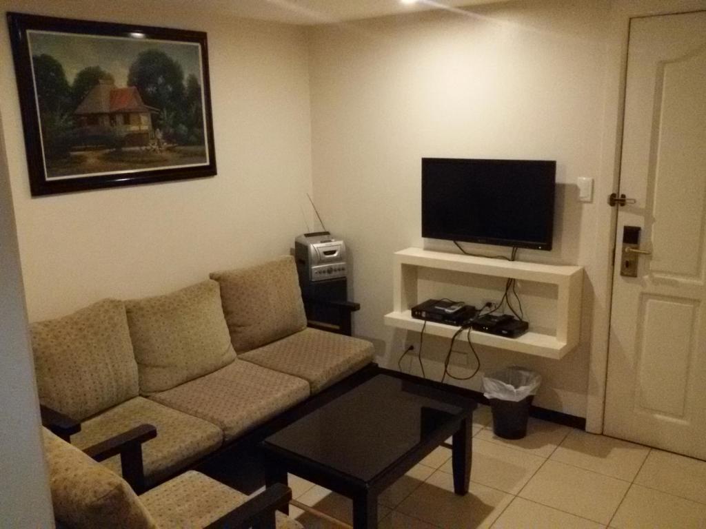 Апартаменты (Улучшенный люкс с 1 спальней), Ralph Anthony Suites