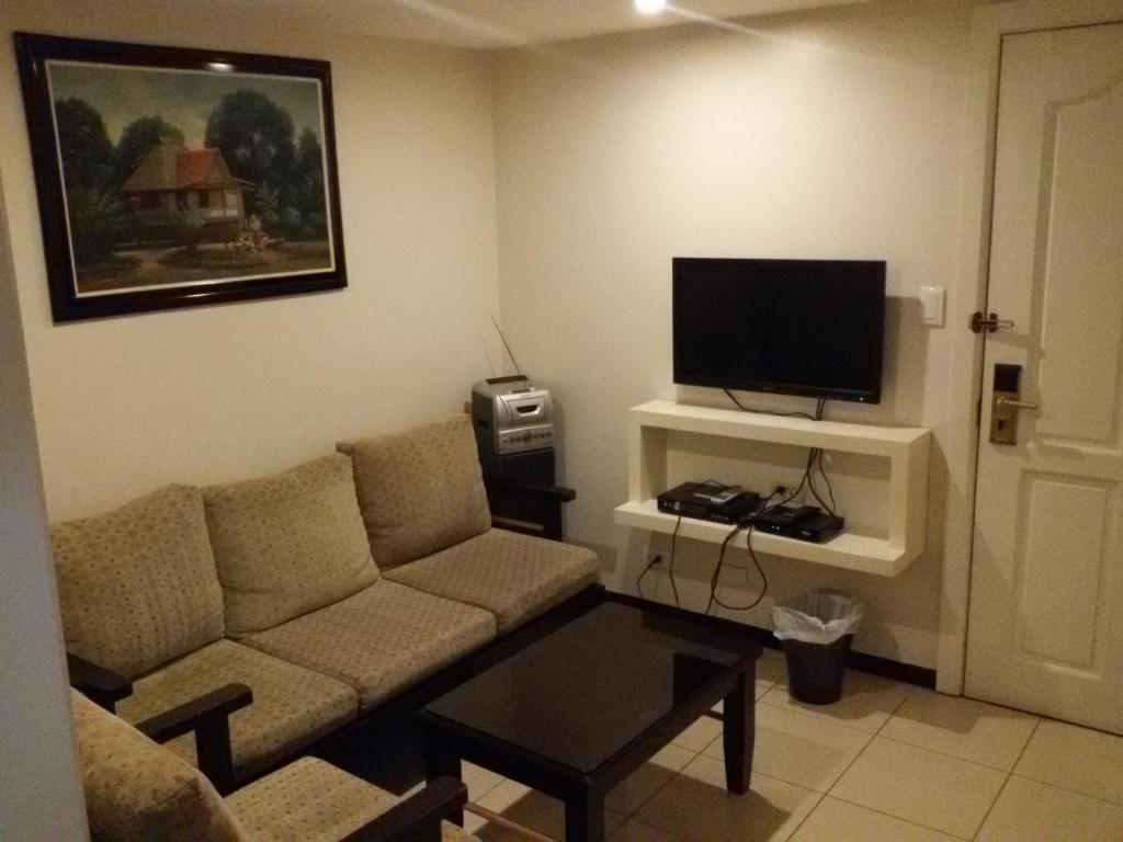 Апартаменты (Улучшенный люкс с 1 спальней), Ralph Anthony Suites