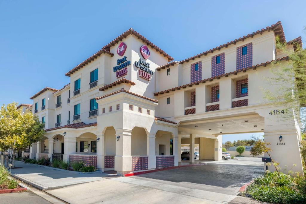 Best Western Plus Temecula Wine Country Hotel &Suites image
