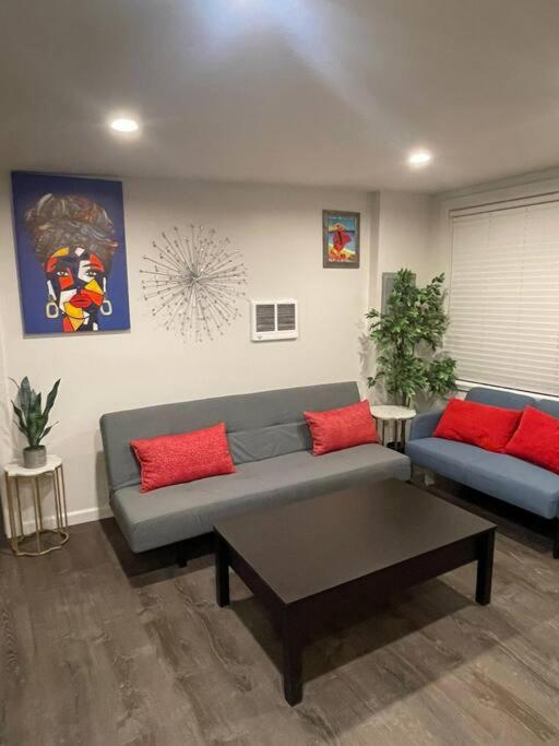 Cozy 1BR ADU Nestled in Foothill image
