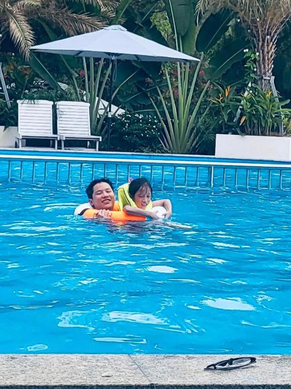 RUBEACH HOTEL & REROST