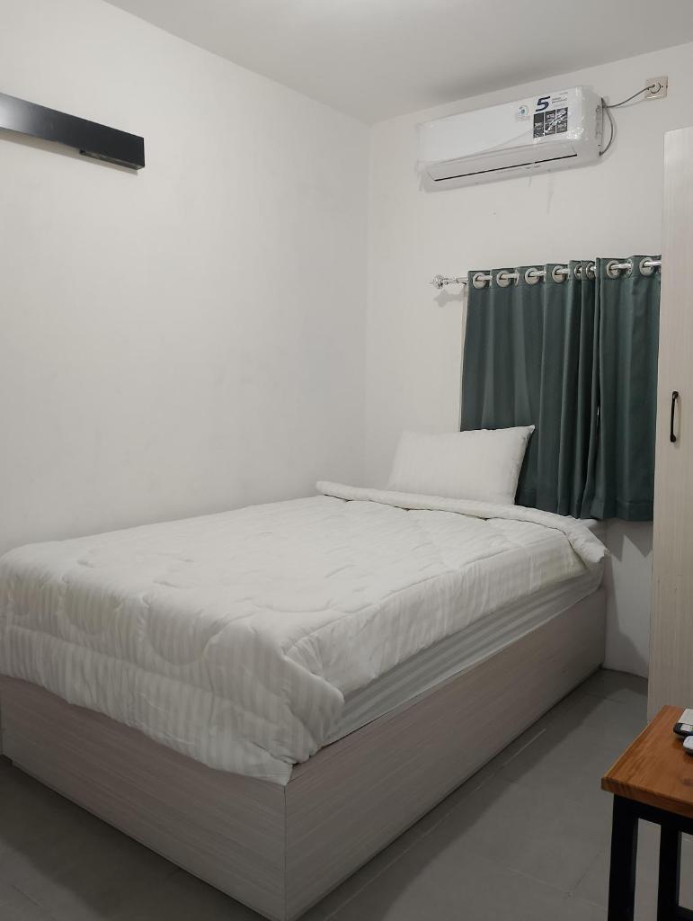 Achazia Homestay - Tap to explore photos