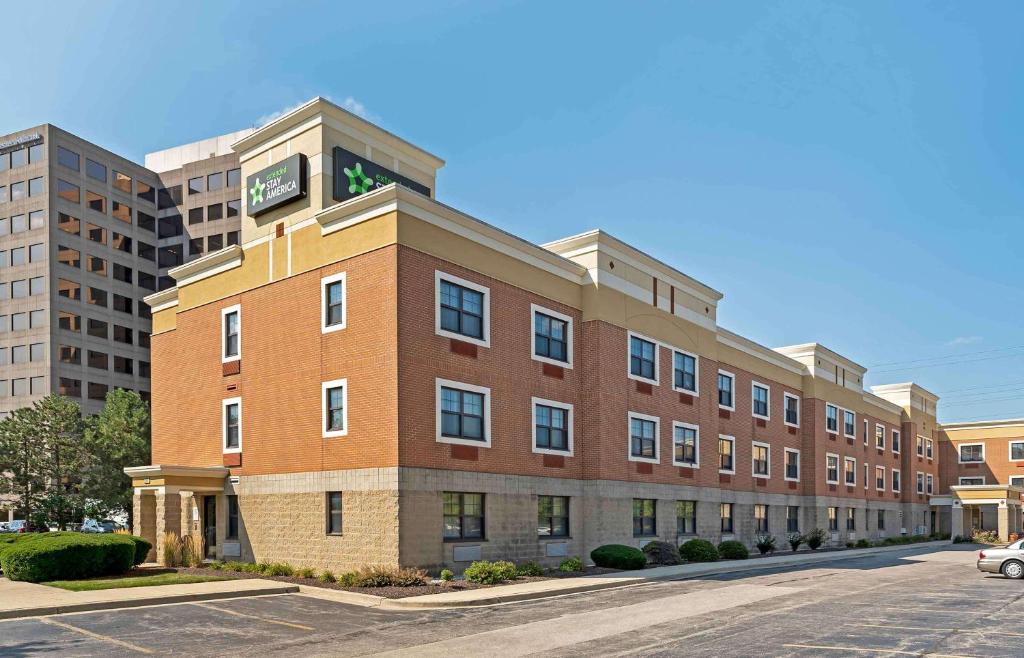 Extended Stay America Suites Chicago Skokie image
