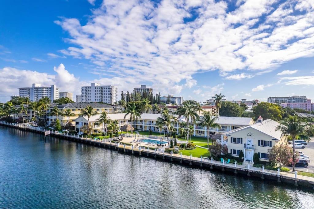 Cozy 2bed 2bath by Intracoastal! image