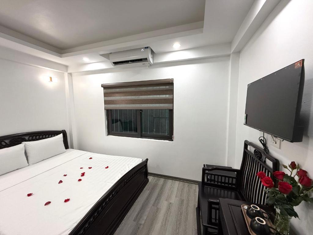 The Queen Hotel & Spa 2