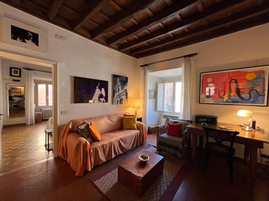 Renaissance Square, Bright Apt Room Type - One-Bedroom Apartment