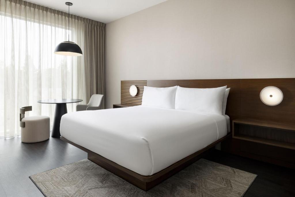 Ac Hotel By Marriott Newtown Square image