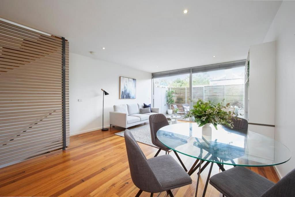 Lovely 2 bedroom Apartment in Carlton photo 1