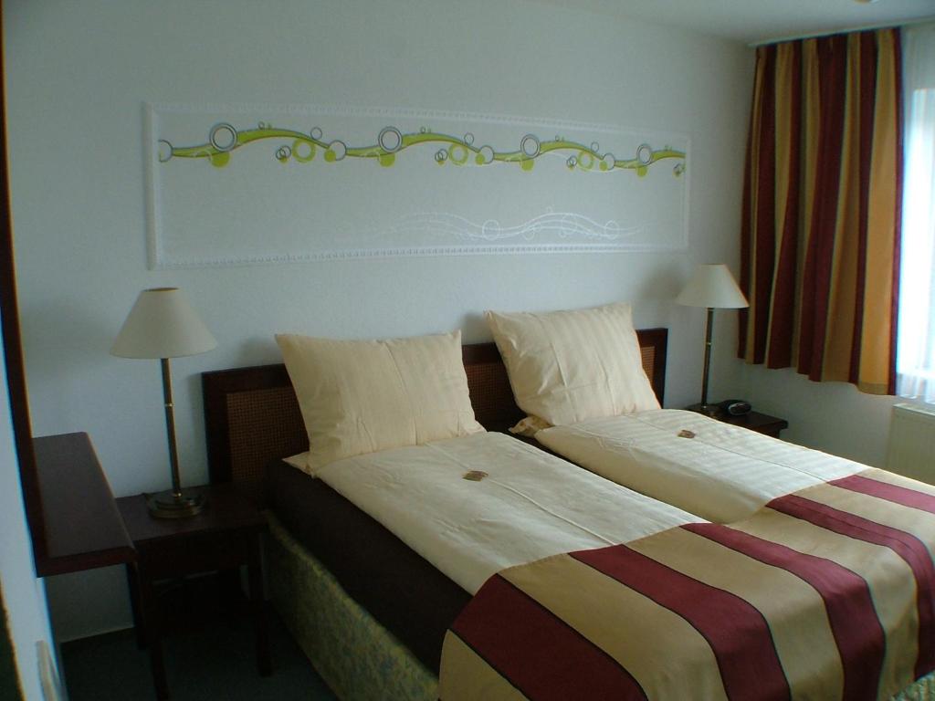Hotel garni Pension Zur Lutherstadt photo 1