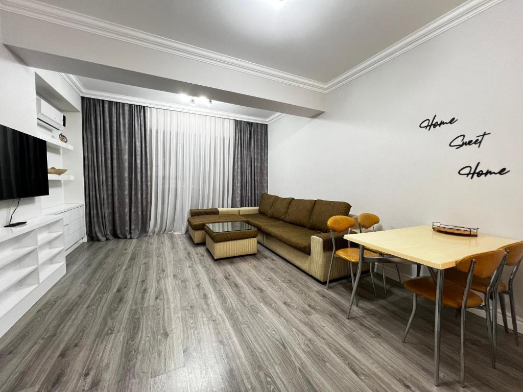 Park Azure 2 bedroom apart photo 2