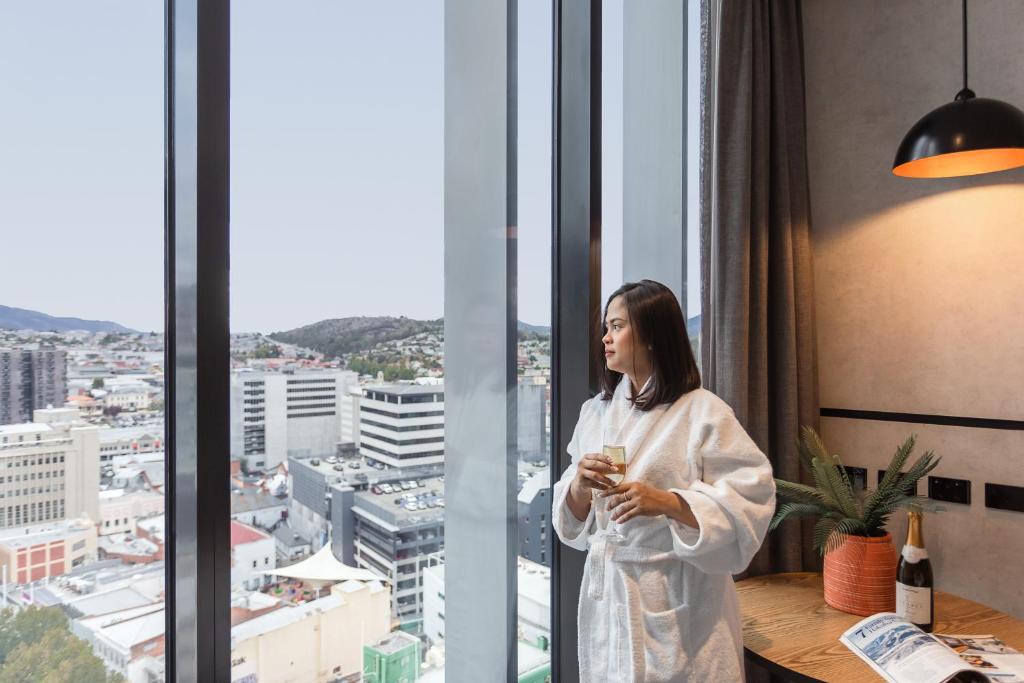 Movenpick Hotel Hobart - Tap to explore photos