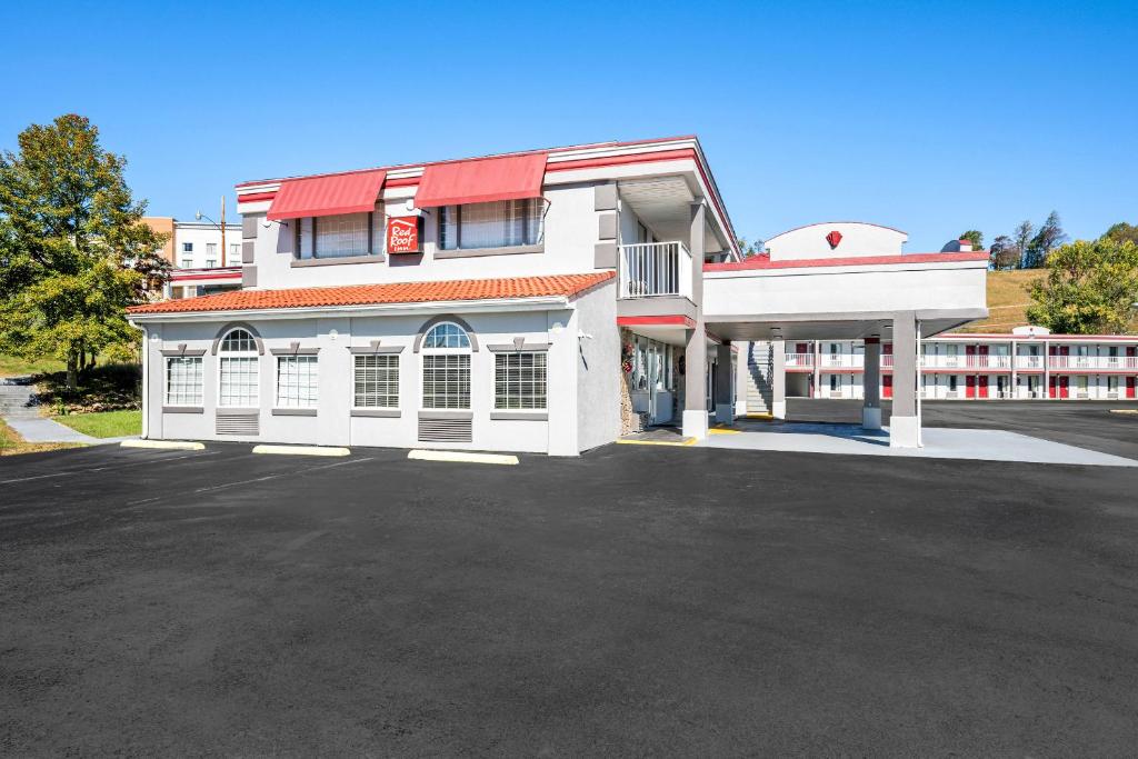 Red Roof Inn Abingdon image