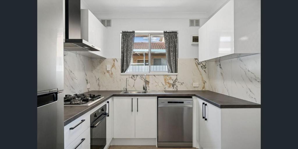 Holiday Rentals photo 4
