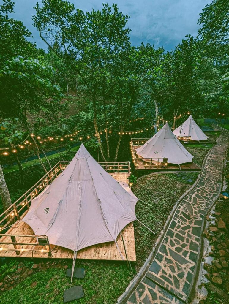 Zenda Glamping