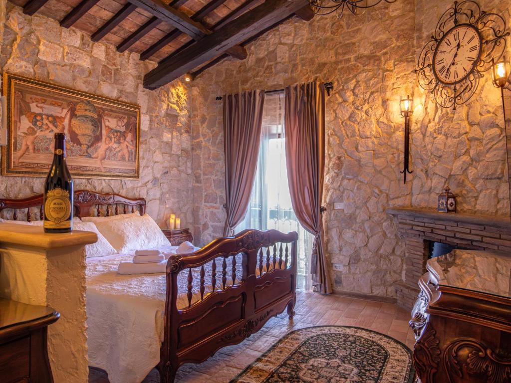Suite Duomo Room Type - One-Bedroom Apartment