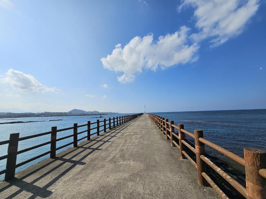 Jeju Nova Pension - Tap to explore photos