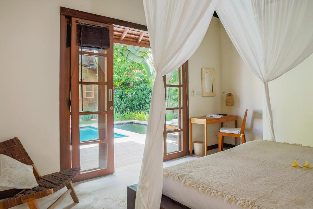 Villa Charlie Seminyak photo 3