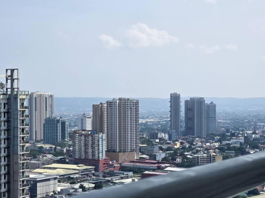 Citispace 1BR Condotel Suite at SM Light Residences #LT11A