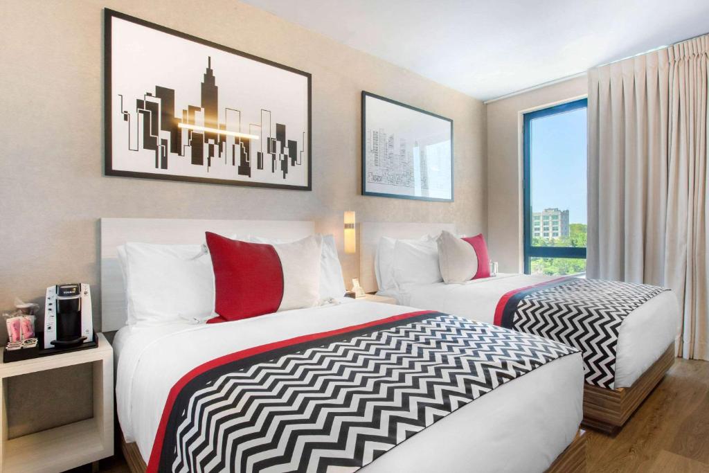 Insignia Hotel Brooklyn, Ascend Hotel Collection image