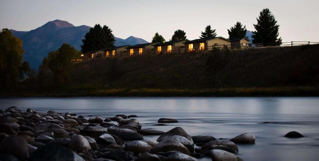Yellowstone Valley Lodge, Ascend Hotel Collection image
