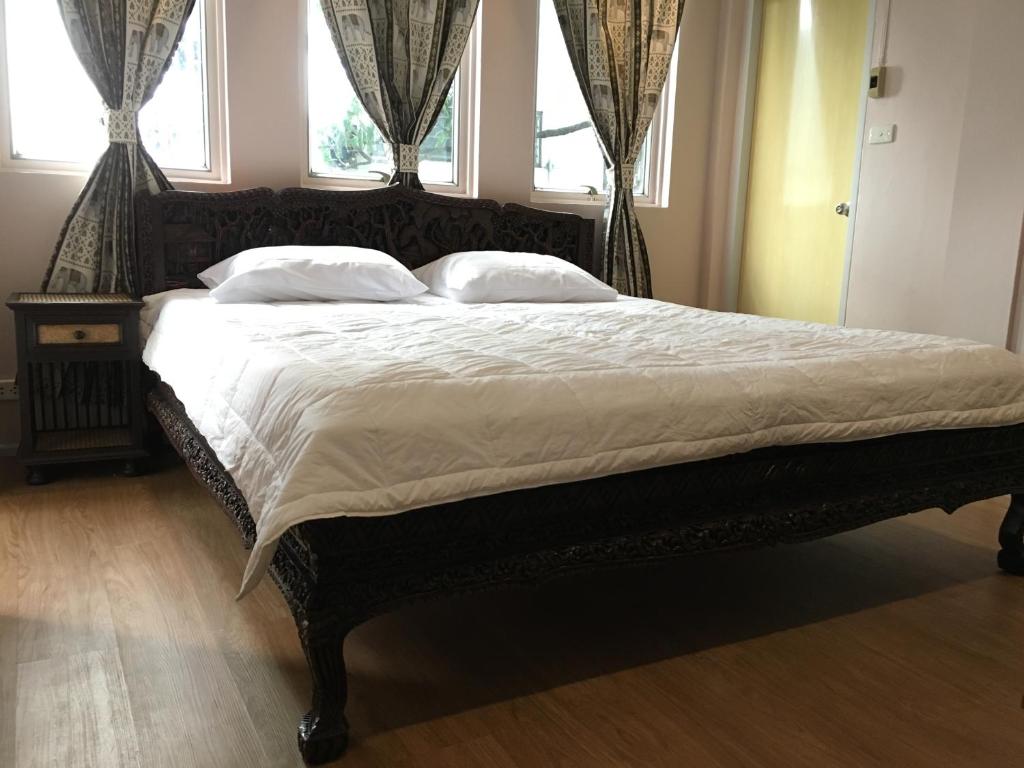 Двухместный (Номер Делюкс с кроватью размера «king-size»), The Grand Palace Hostel