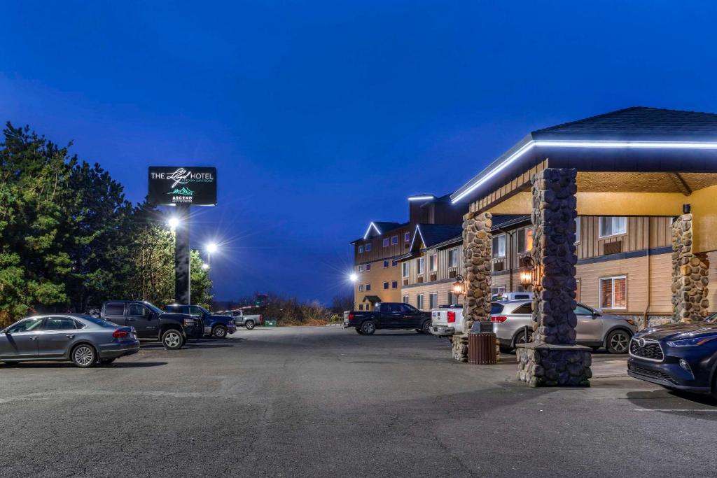 Lloyd Hotel Astoria Bayfront, Ascend Hotel Collection image
